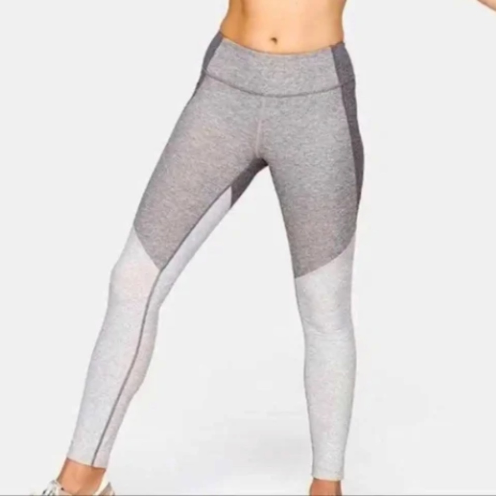 Outdoor Voices Leggings - size small